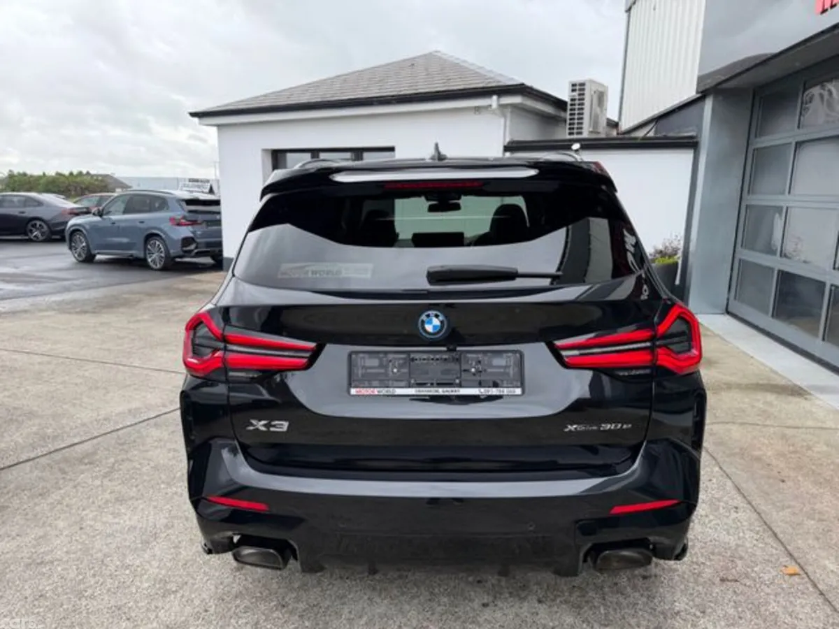 BMW X3 SUV, Petrol Plug-in Hybrid, 2023, Black