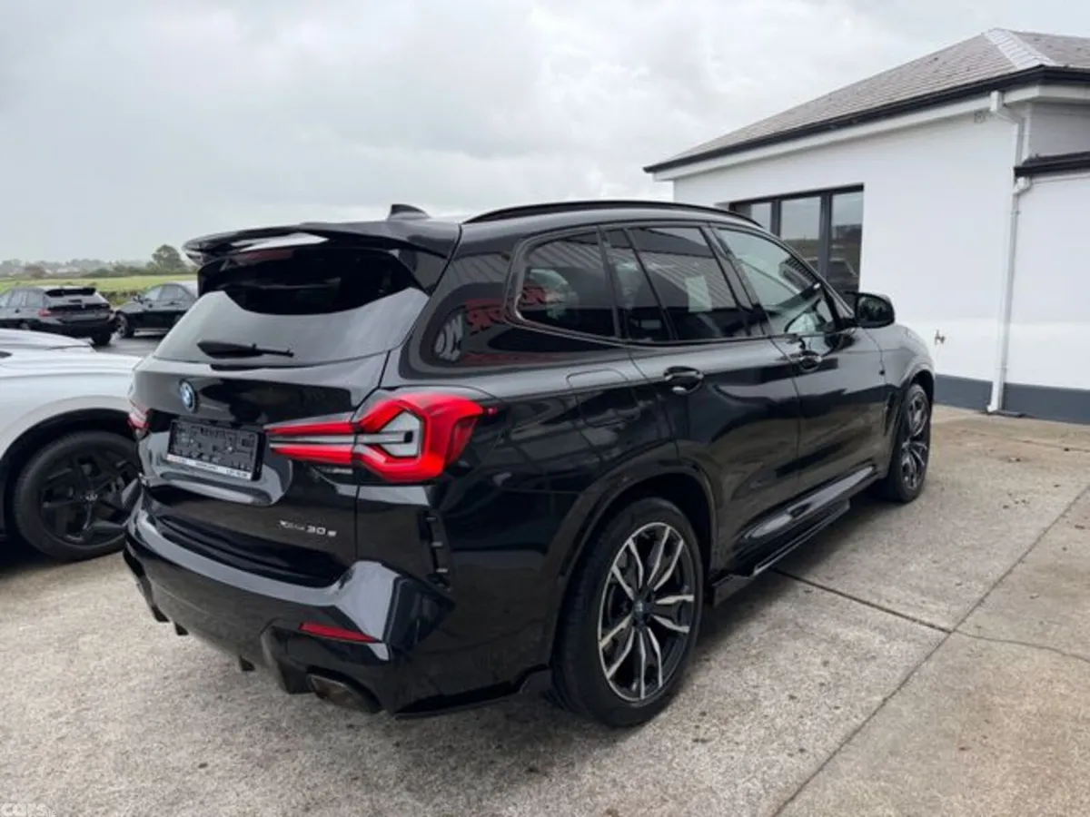 BMW X3 SUV, Petrol Plug-in Hybrid, 2023, Black