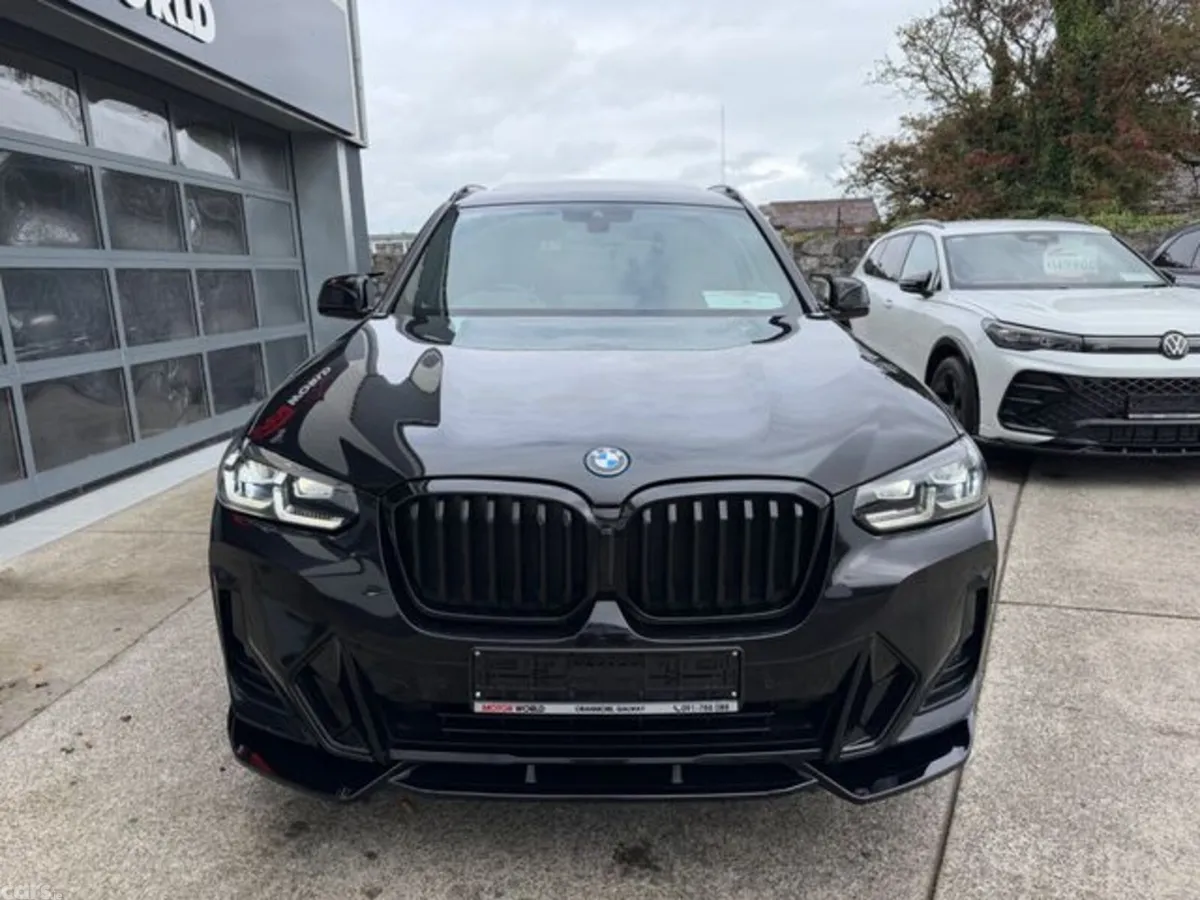 BMW X3 SUV, Petrol Plug-in Hybrid, 2023, Black