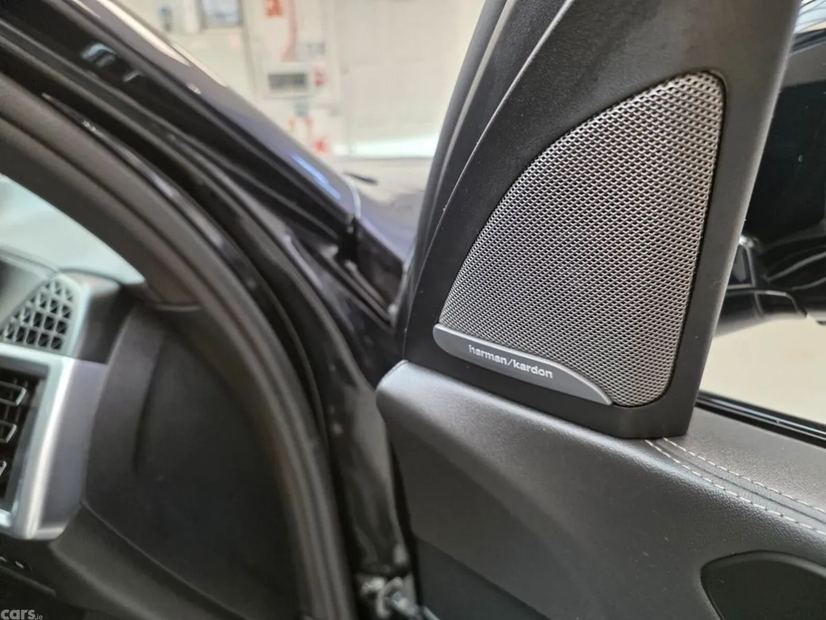 BMW X5 SUV, Petrol Plug-in Hybrid, 2025, Black