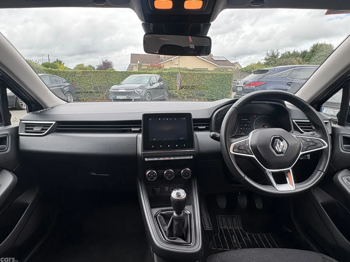Renault Clio Hatchback, Petrol, 2023, Grey