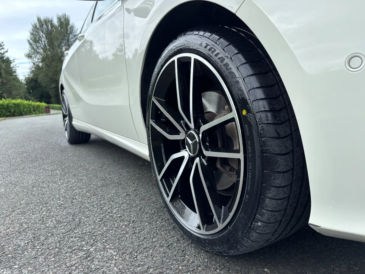 Mercedes-Benz A-Class Hatchback, Petrol, 2017, White