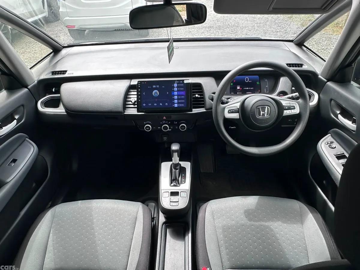 Honda Fit Hatchback, Petrol Hybrid, 2020, Silver
