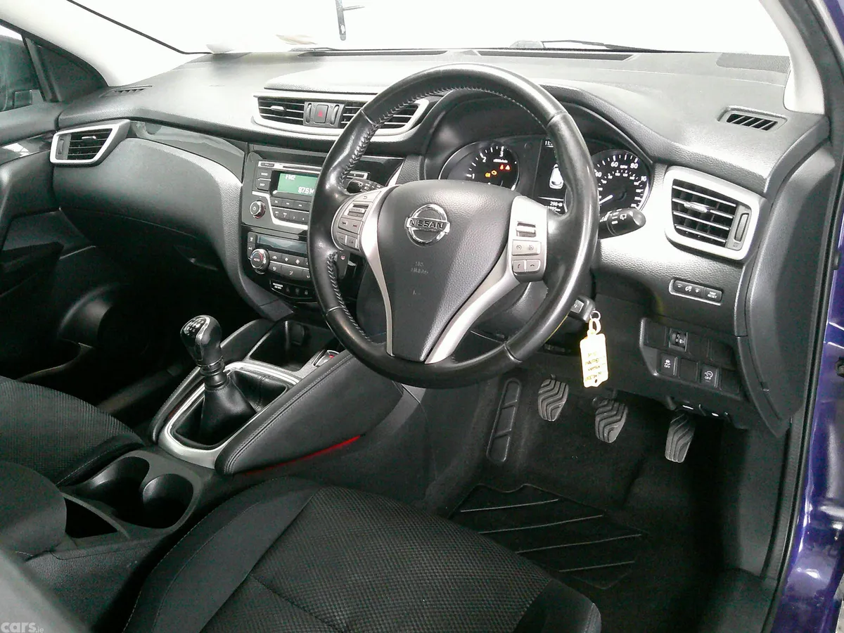 Nissan Qashqai Hatchback, Diesel, 2016, Blue