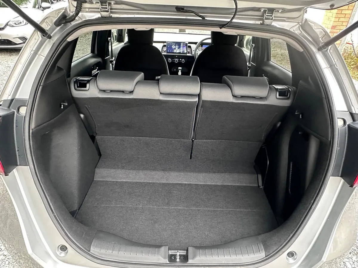 Honda Fit Hatchback, Petrol Hybrid, 2021, Silver