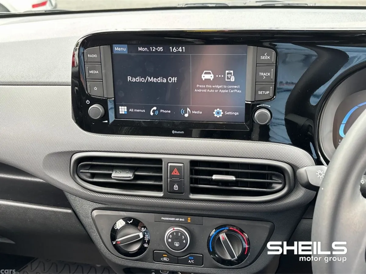 Hyundai i10 Hatchback, Petrol, 2025, Black