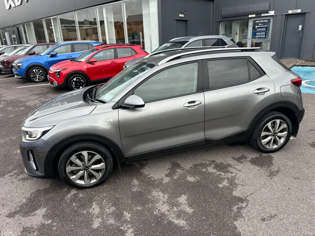Kia Stonic Estate/Jeep, Petrol, 2024, Grey