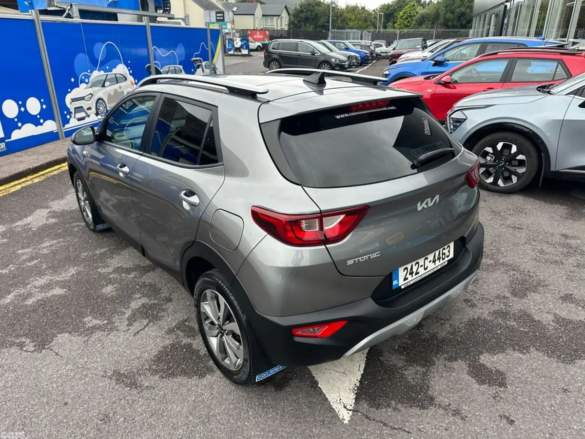Kia Stonic Estate/Jeep, Petrol, 2024, Grey