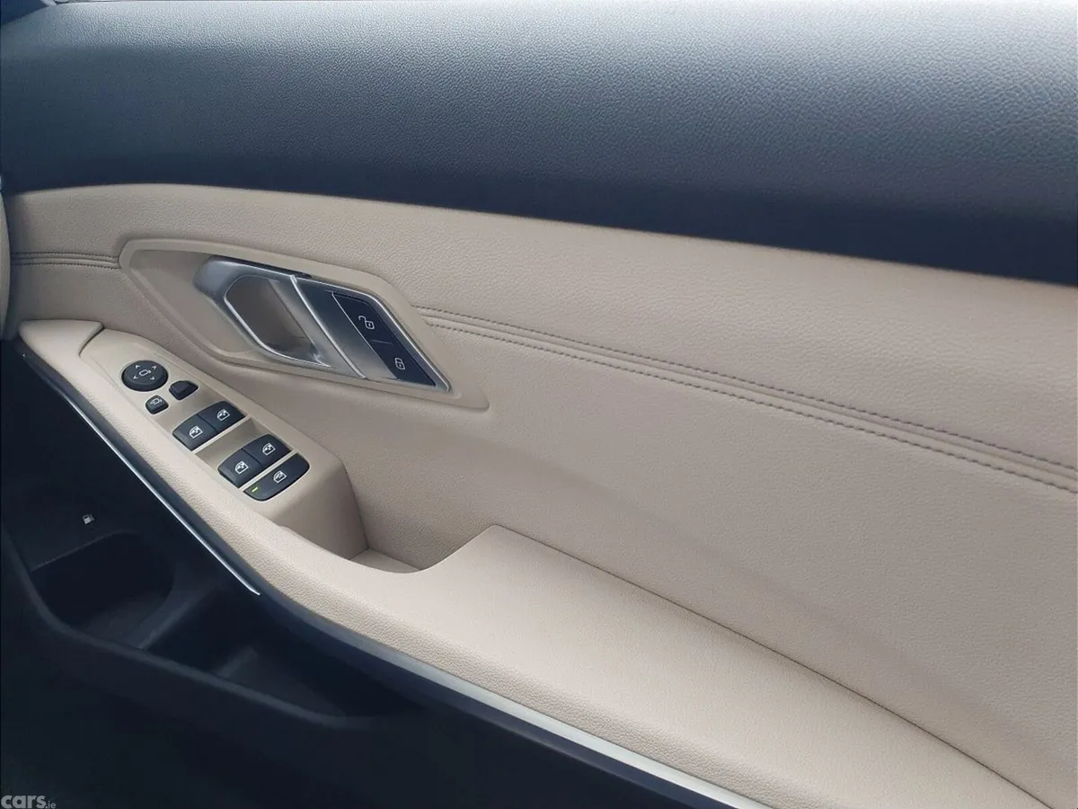 BMW 3-Series Saloon, Petrol Plug-in Hybrid, 2021, Blue