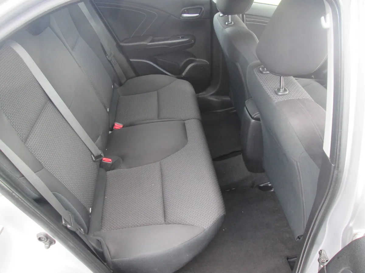 Honda Civic Hatchback, Petrol, 2016, Silver