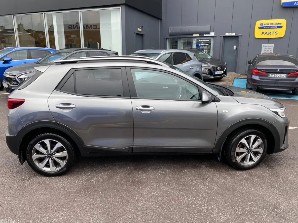 Kia Stonic Estate/Jeep, Petrol, 2025, Grey