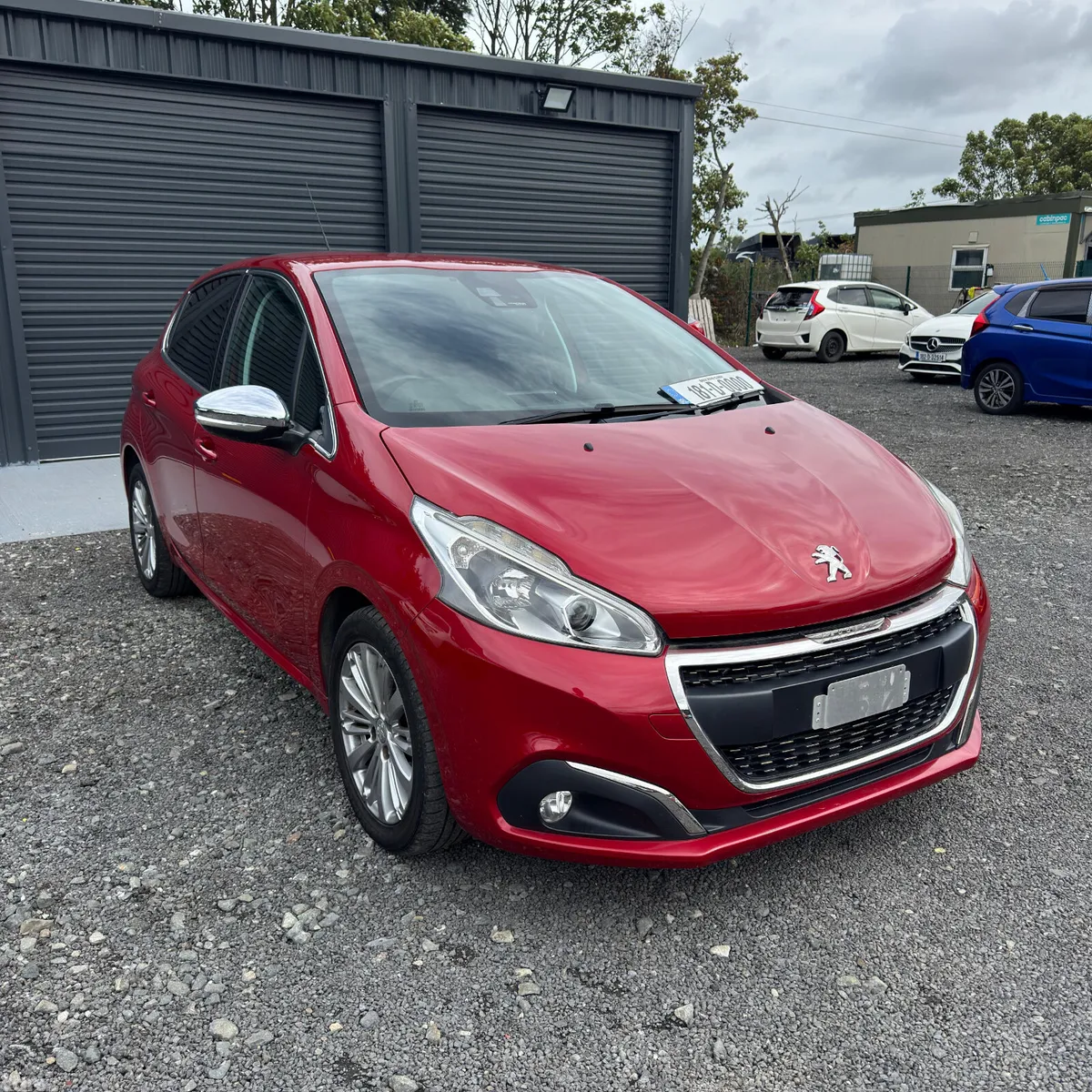 Peugeot 208 Hatchback, Petrol, 2018, Red