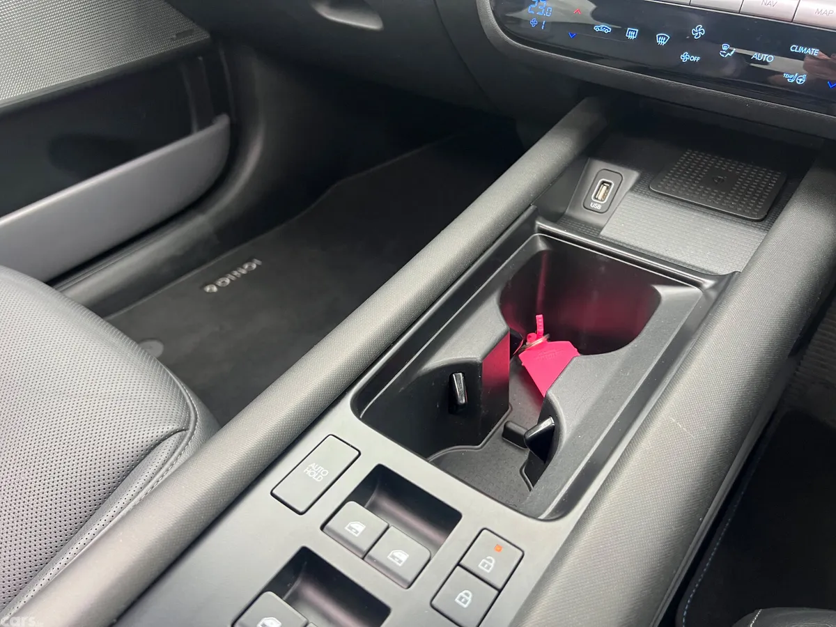 Hyundai IONIQ 6 Saloon, Electric, 2024, Grey