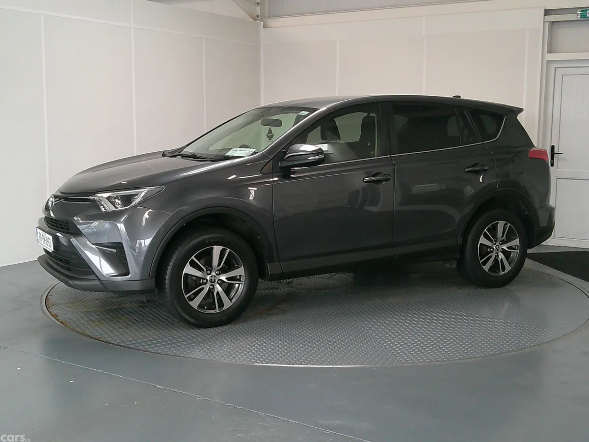 Toyota RAV4 SUV, Diesel, 2017, Grey