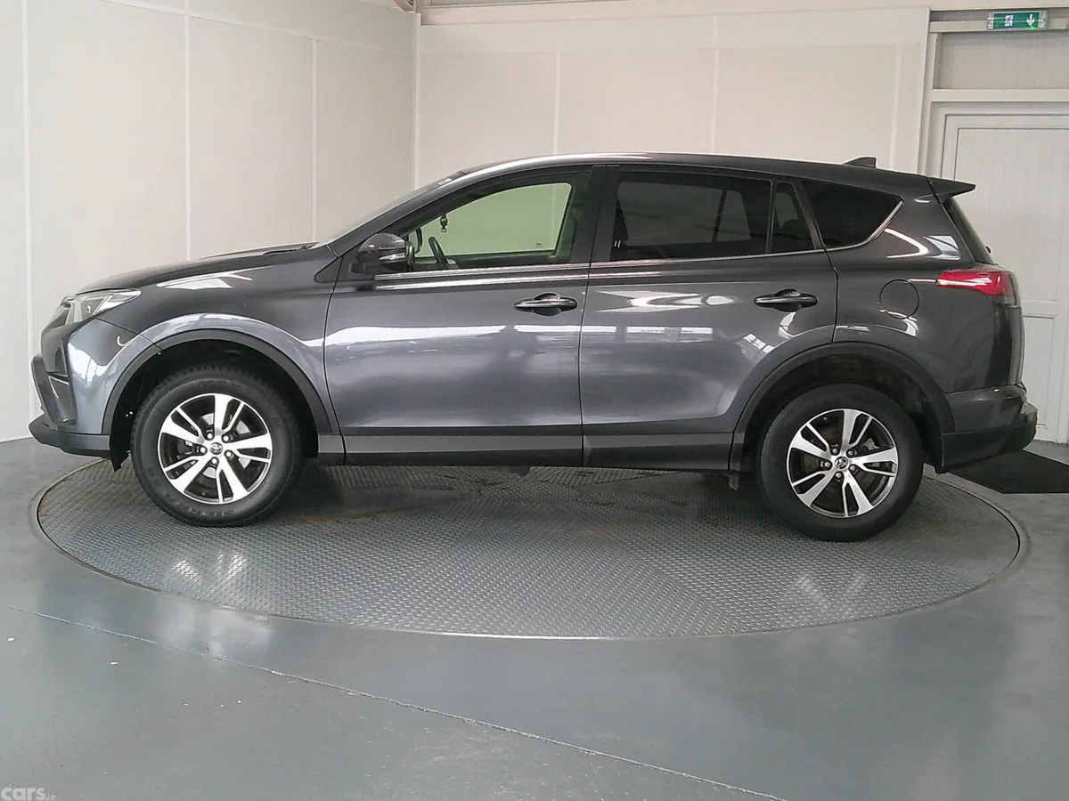 Toyota RAV4 SUV, Diesel, 2017, Grey