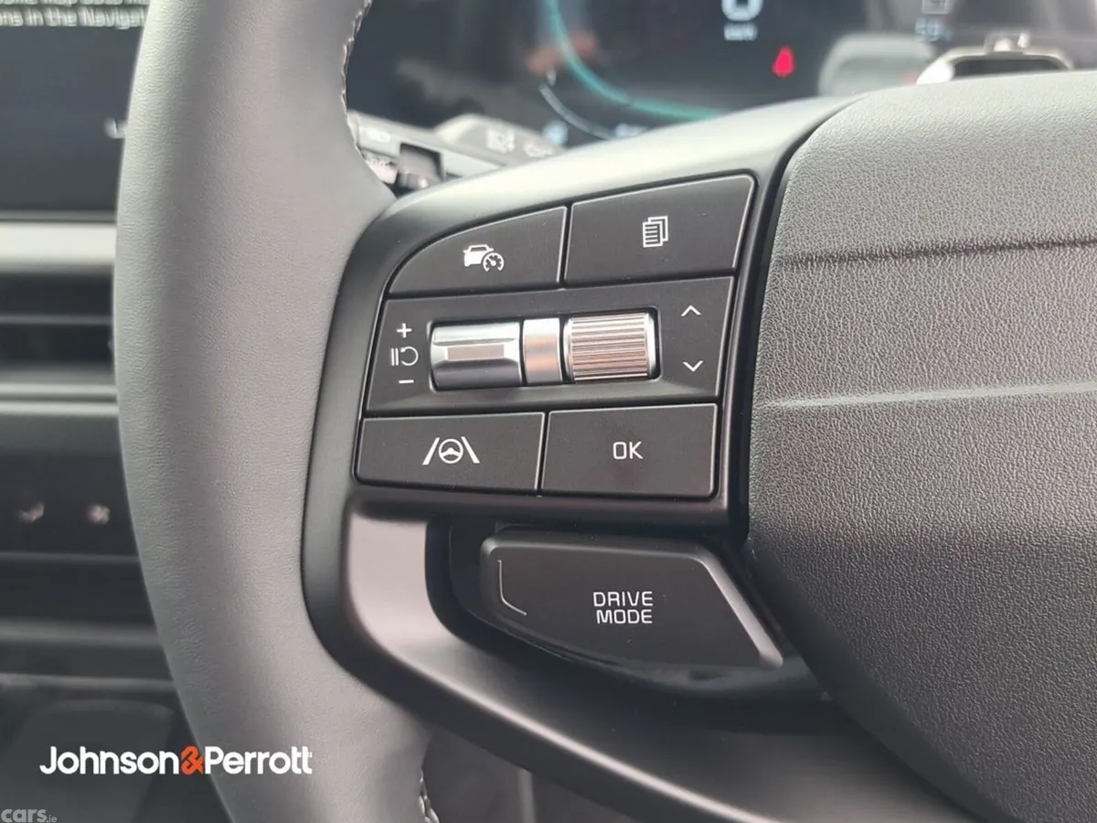 Kia Stonic Estate, Petrol Hybrid, 2026, Red