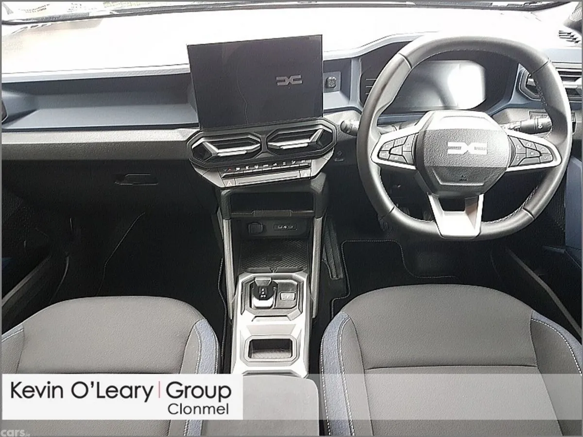 Dacia Duster SUV, Petrol Hybrid, 2025, Black