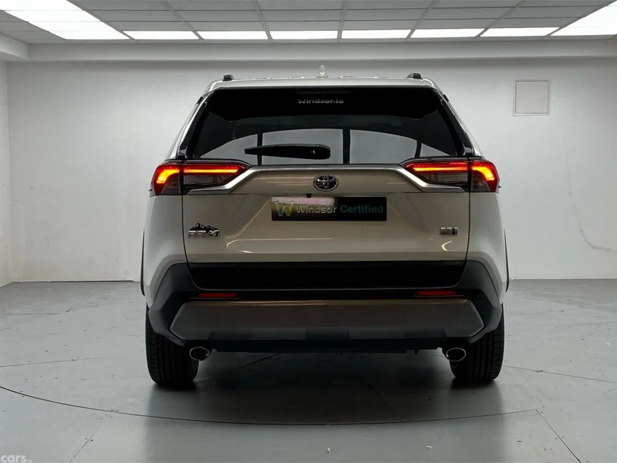Toyota RAV4 SUV, Petrol, 2021, White