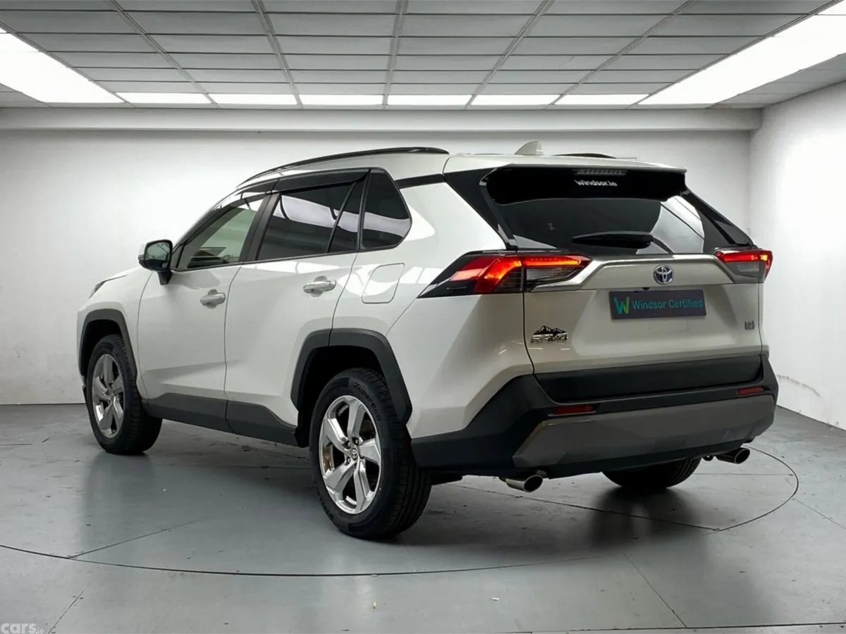 Toyota RAV4 SUV, Petrol, 2021, White