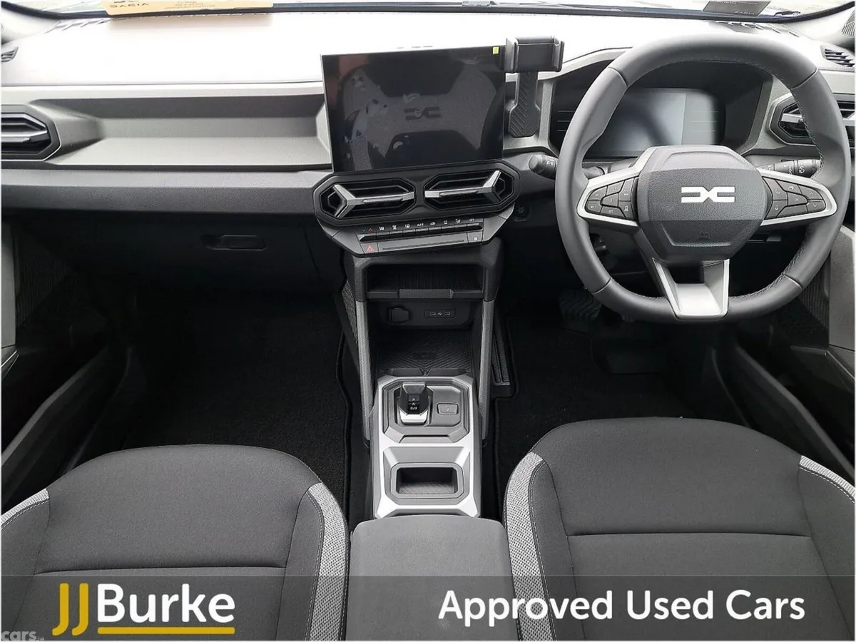 Dacia Duster SUV, Petrol Hybrid, 2026, Grey
