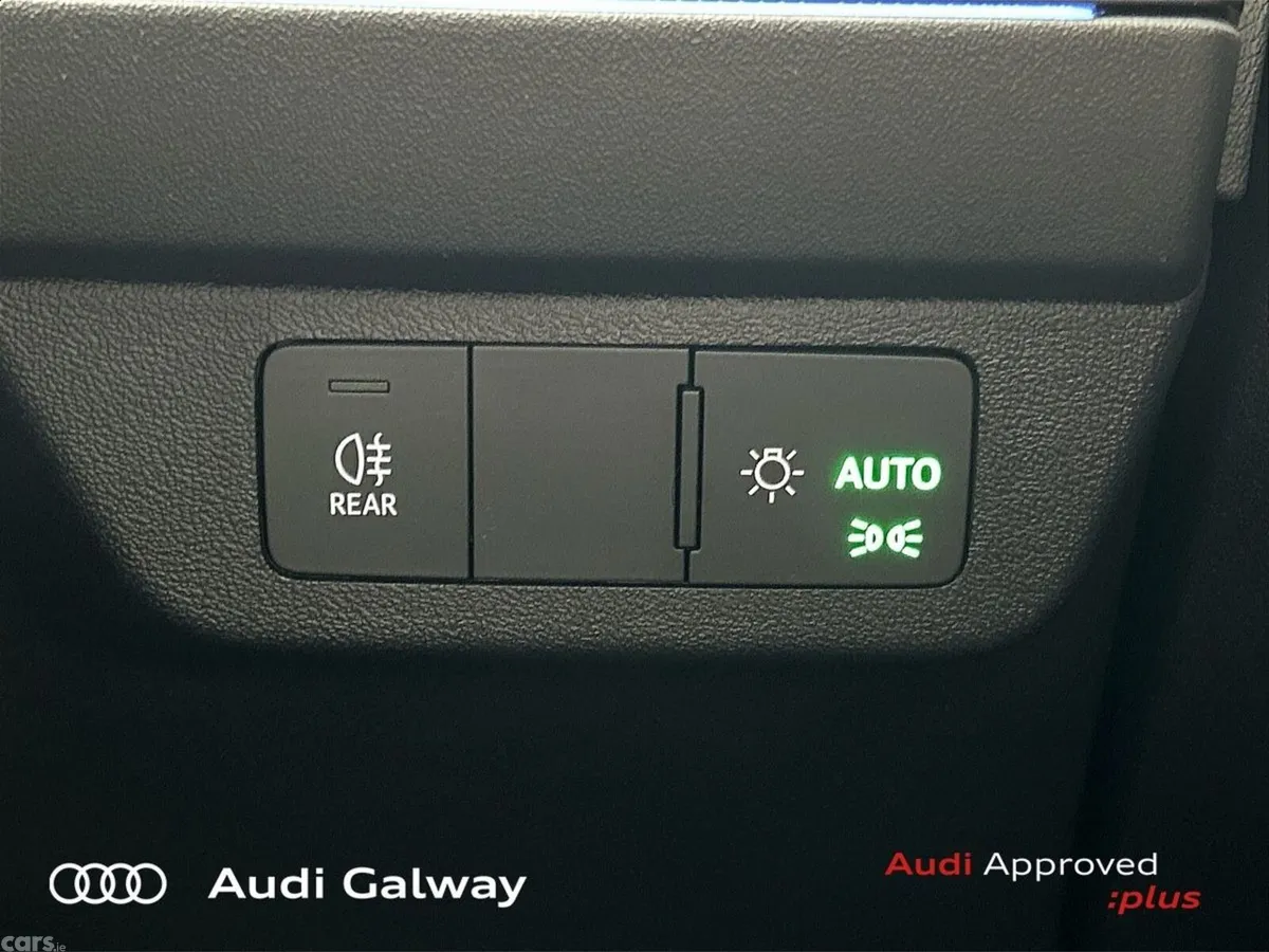 Audi Q4 e-tron SUV, Electric, 2026, White