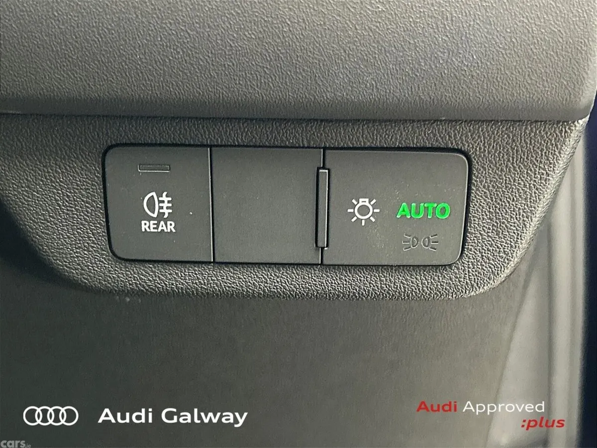 Audi Q4 e-tron SUV, Electric, 2026, Blue