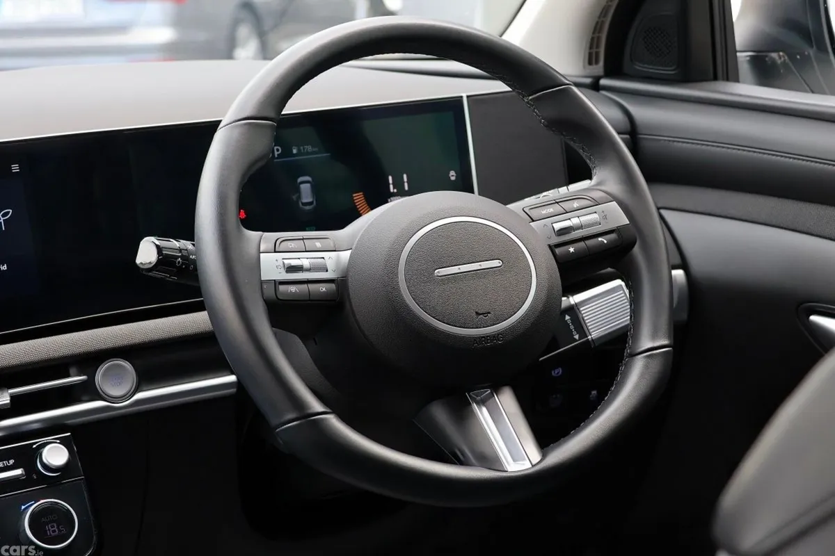 Hyundai Tucson SUV, Petrol Hybrid, 2024, White