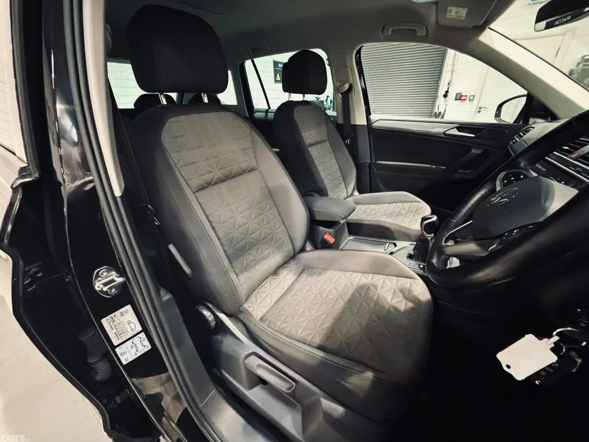 Volkswagen Tiguan SUV, Diesel, 2023, Black