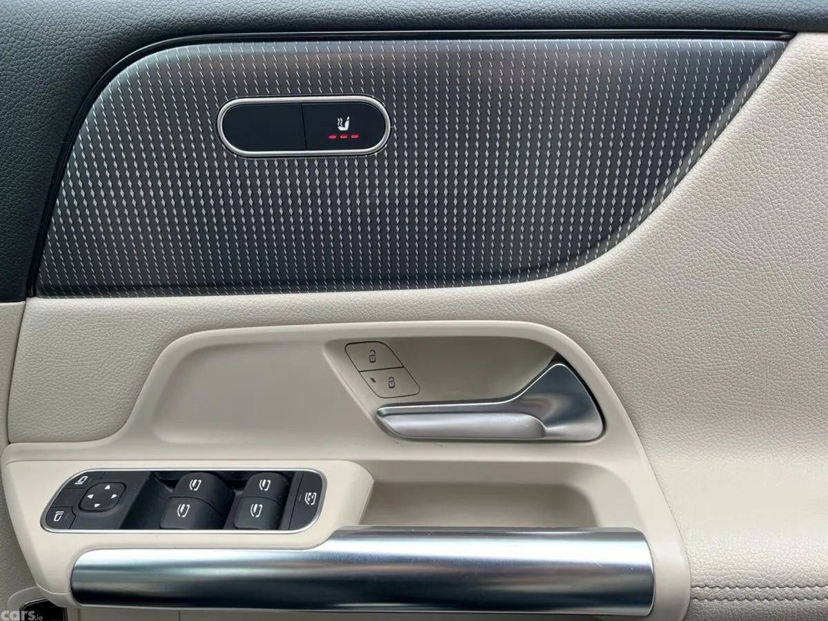 Mercedes-Benz B-Class MPV, Petrol, 2022, Blue