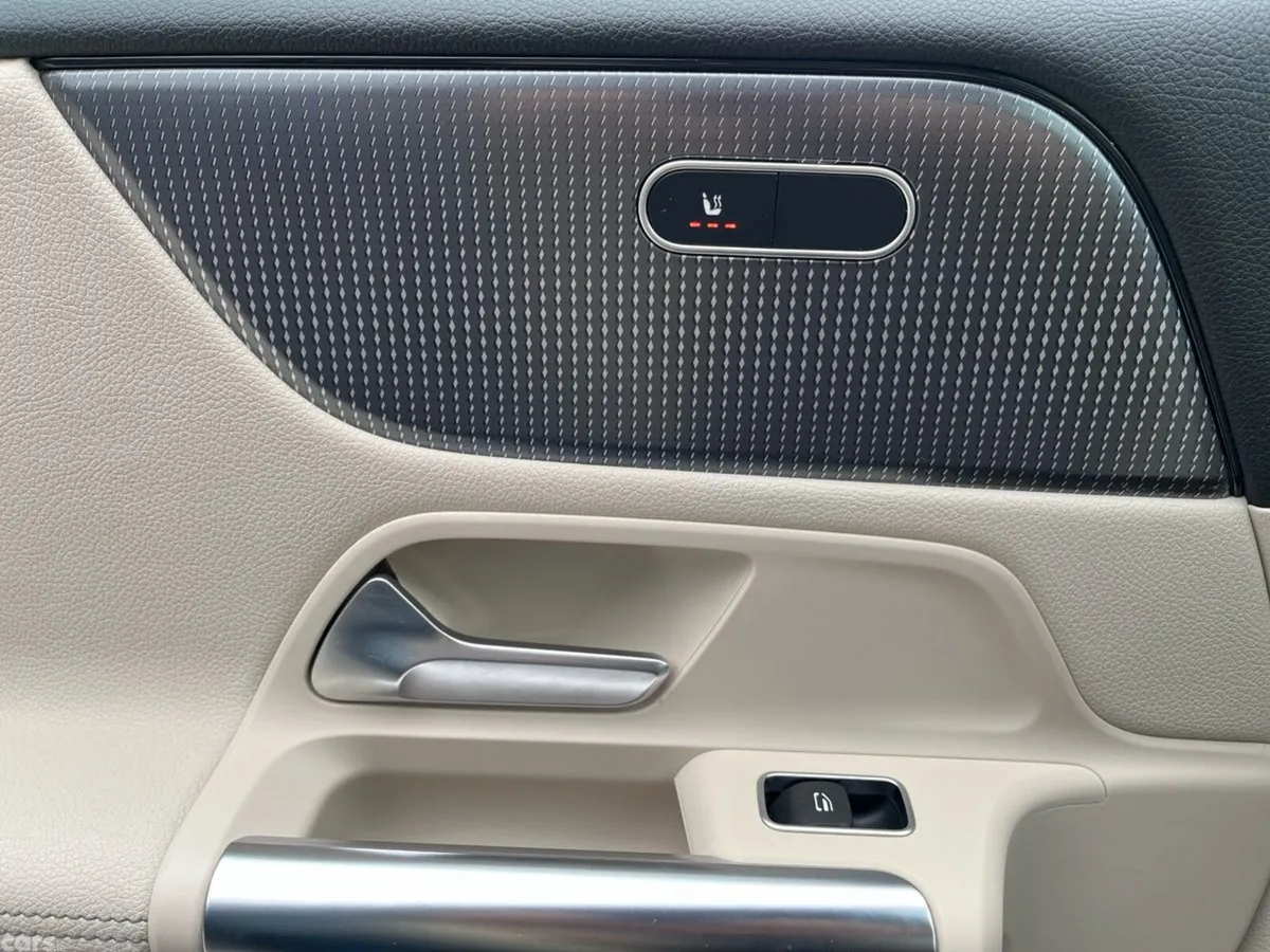 Mercedes-Benz B-Class MPV, Petrol, 2022, Blue
