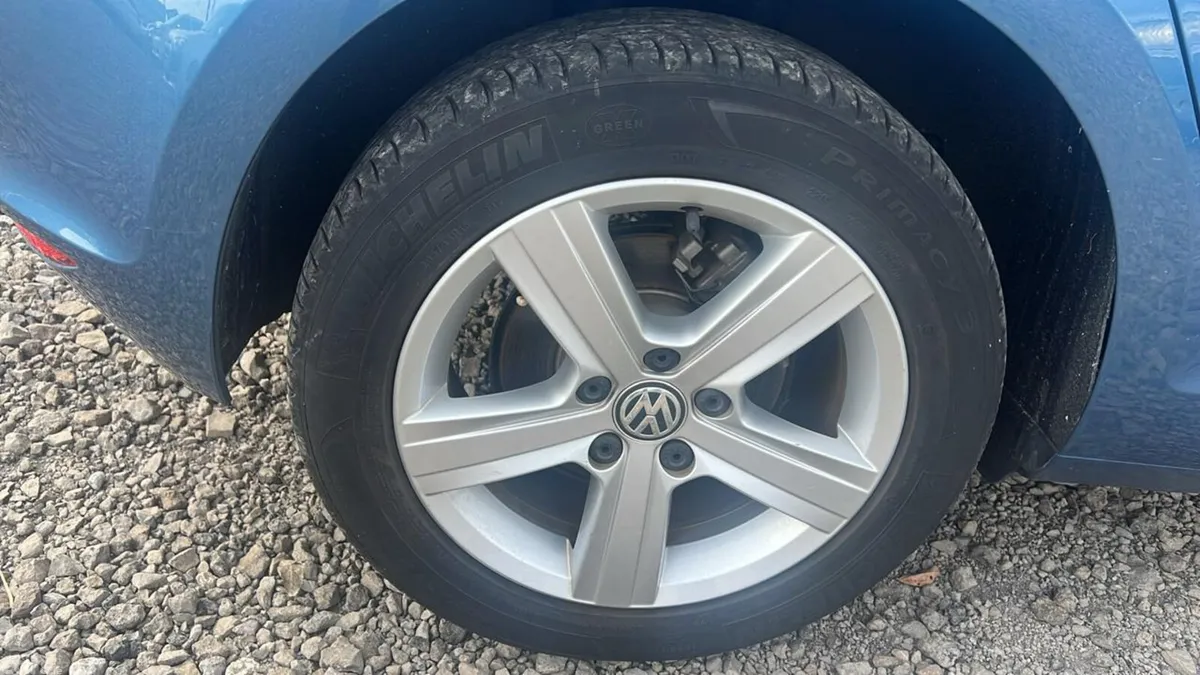 Volkswagen Golf Hatchback, Petrol, 2015, Blue