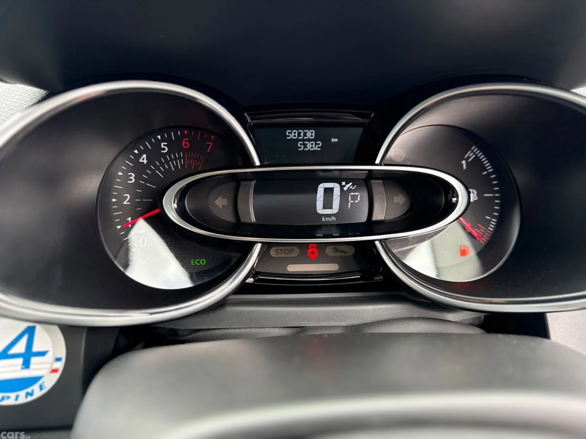 Renault Clio Hatchback, Petrol, 2019, Blue