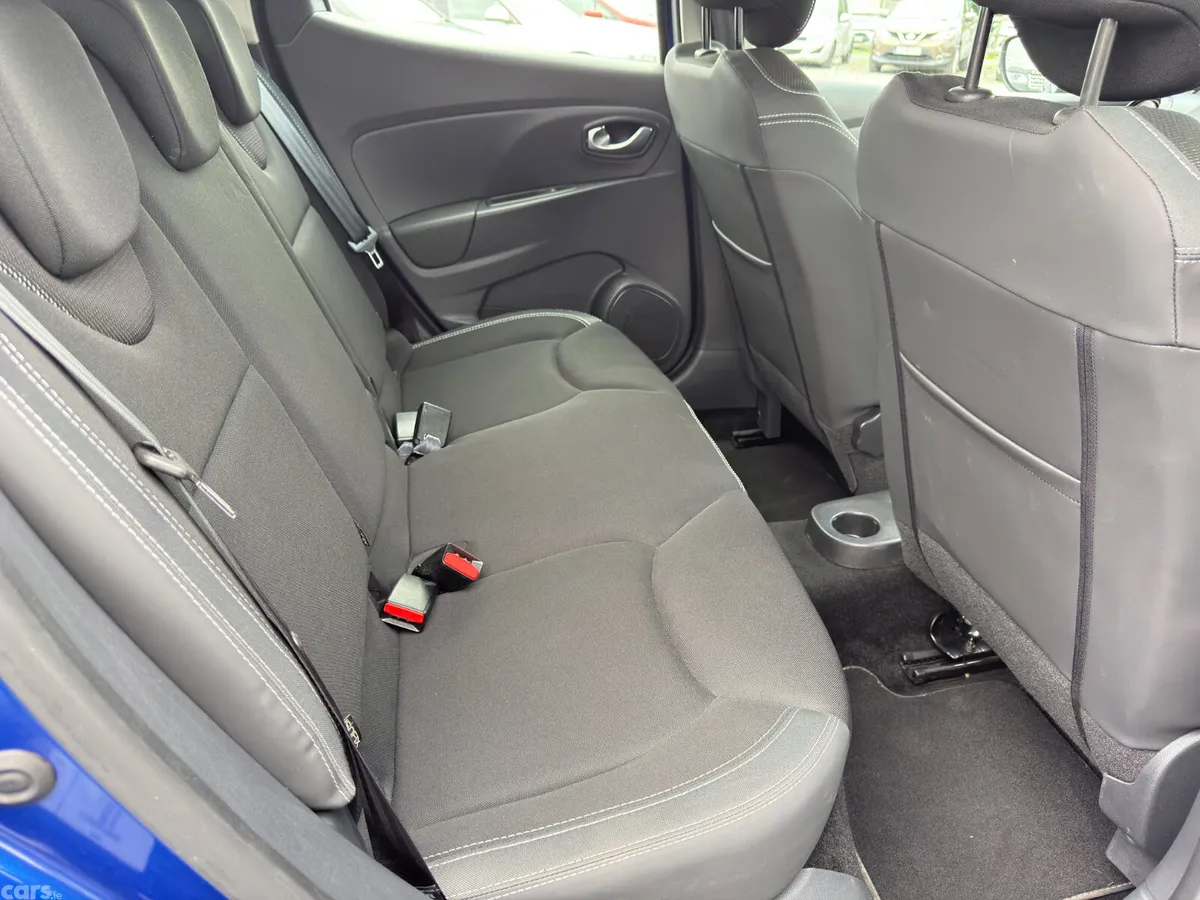 Renault Clio Hatchback, Petrol, 2019, Blue