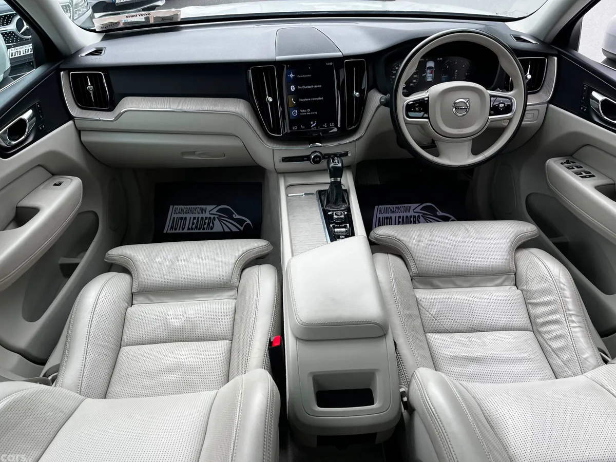 Volvo XC60 SUV, Diesel, 2018, White