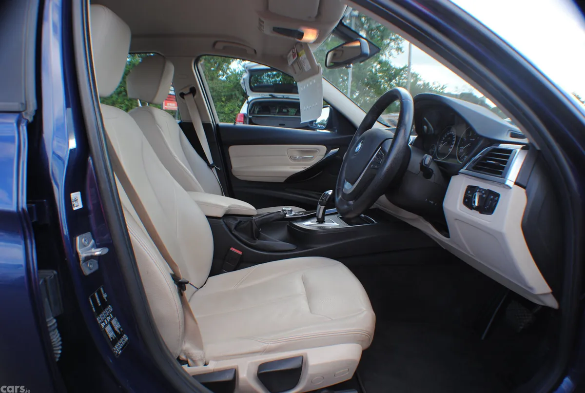BMW 3-Series Saloon, Diesel, 2016, Blue