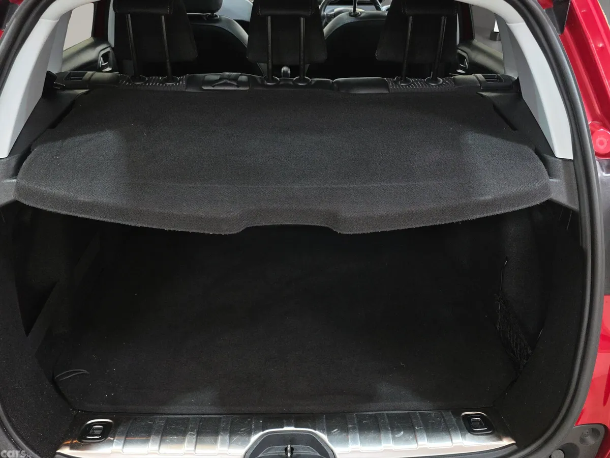 Peugeot 2008 Estate, Petrol, 2019, Red