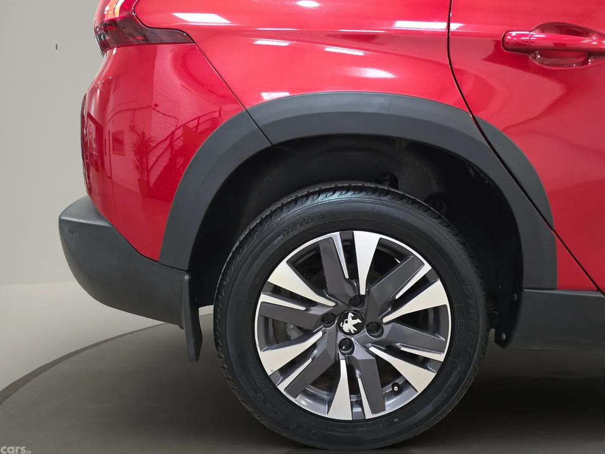 Peugeot 2008 Estate, Petrol, 2019, Red