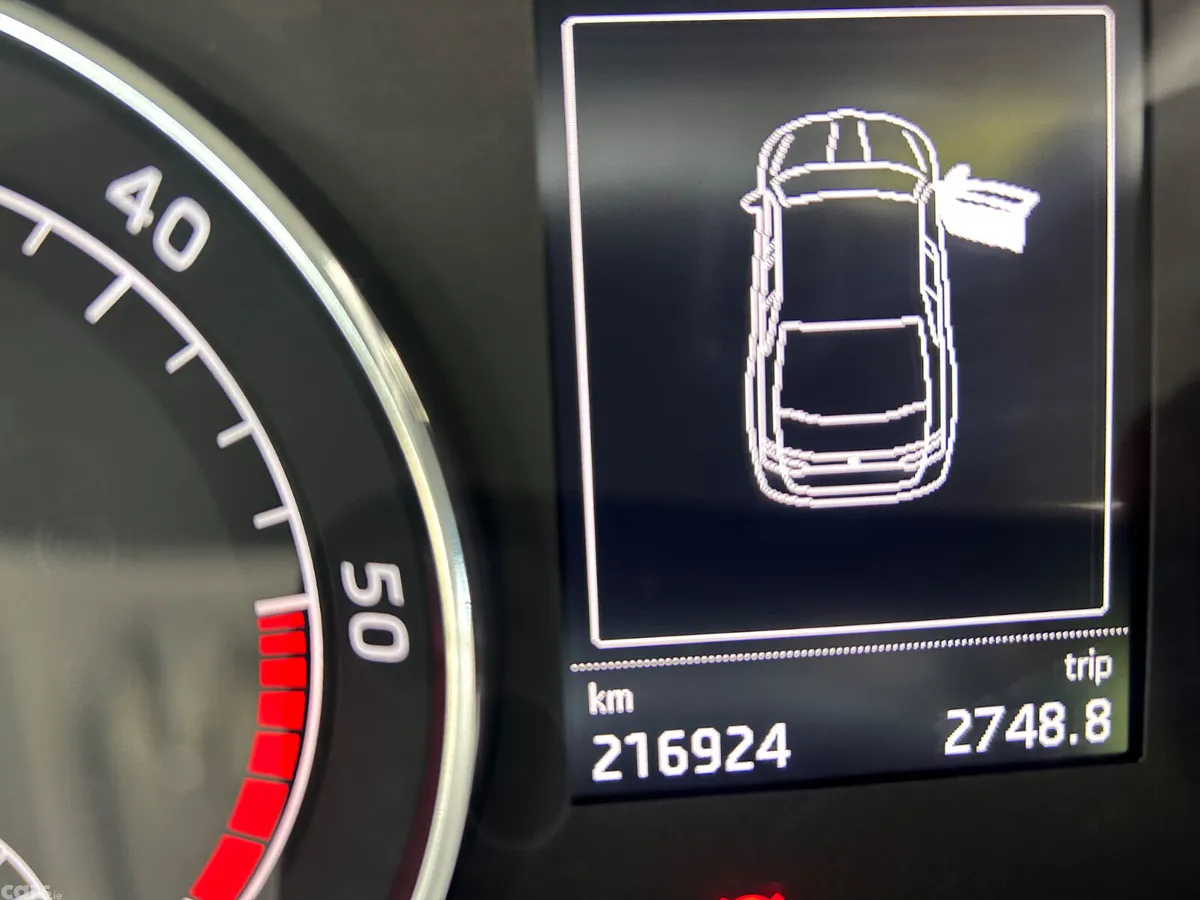 Skoda Superb Saloon, Diesel, 2016, Grey