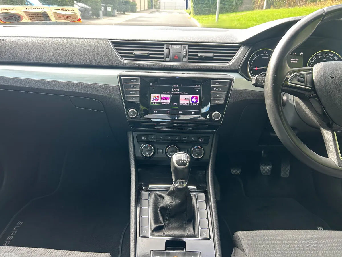 Skoda Superb Saloon, Diesel, 2016, Grey