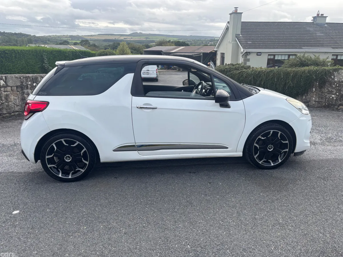 Citroen DS 3 Hatchback, Diesel, 2014, White