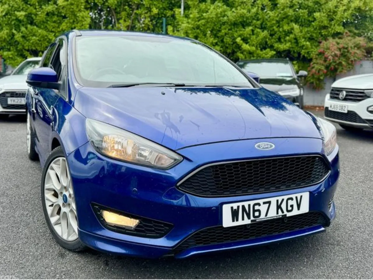 Ford Focus Hatchback, Diesel, 2017, Blue