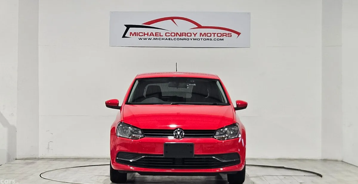 Volkswagen Polo Hatchback, Petrol, 2014, Red