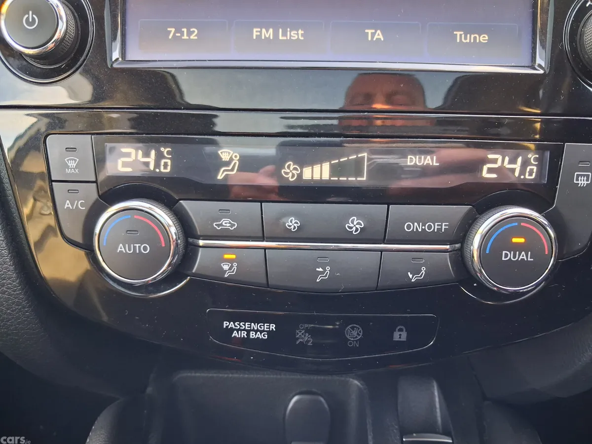 Nissan Qashqai SUV, Diesel, 2017, White