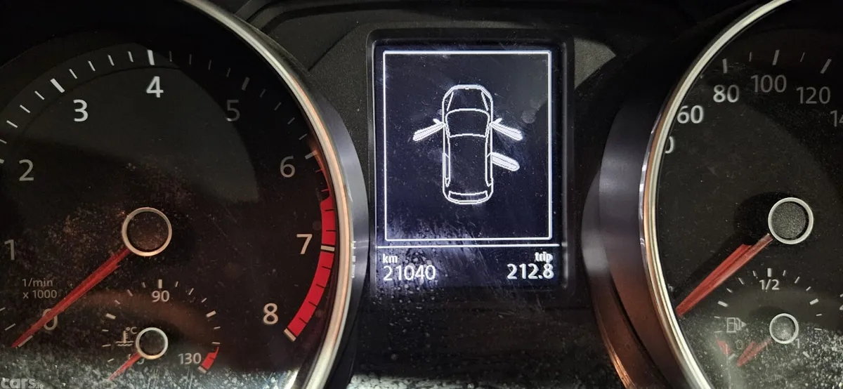 Volkswagen Polo Hatchback, Petrol, 2014, Red