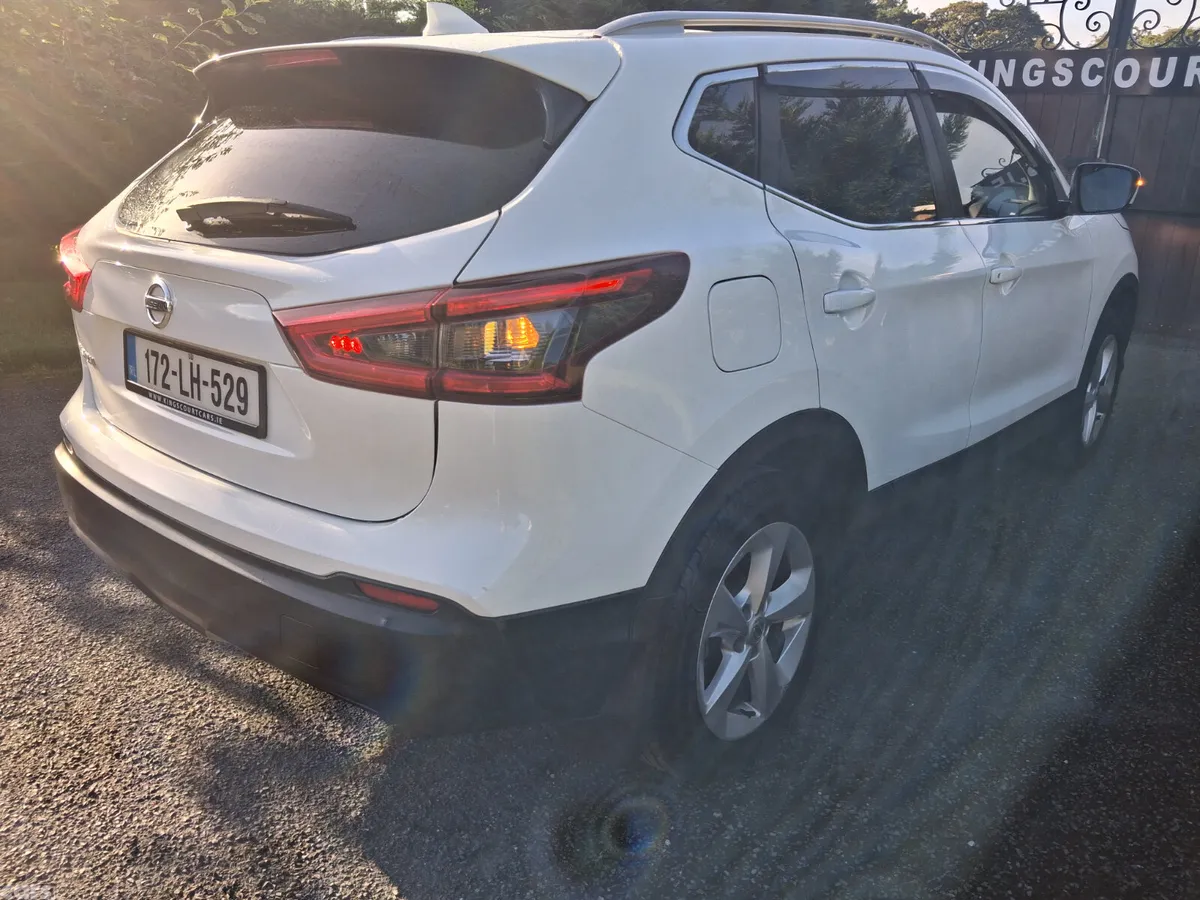 Nissan Qashqai SUV, Diesel, 2017, White
