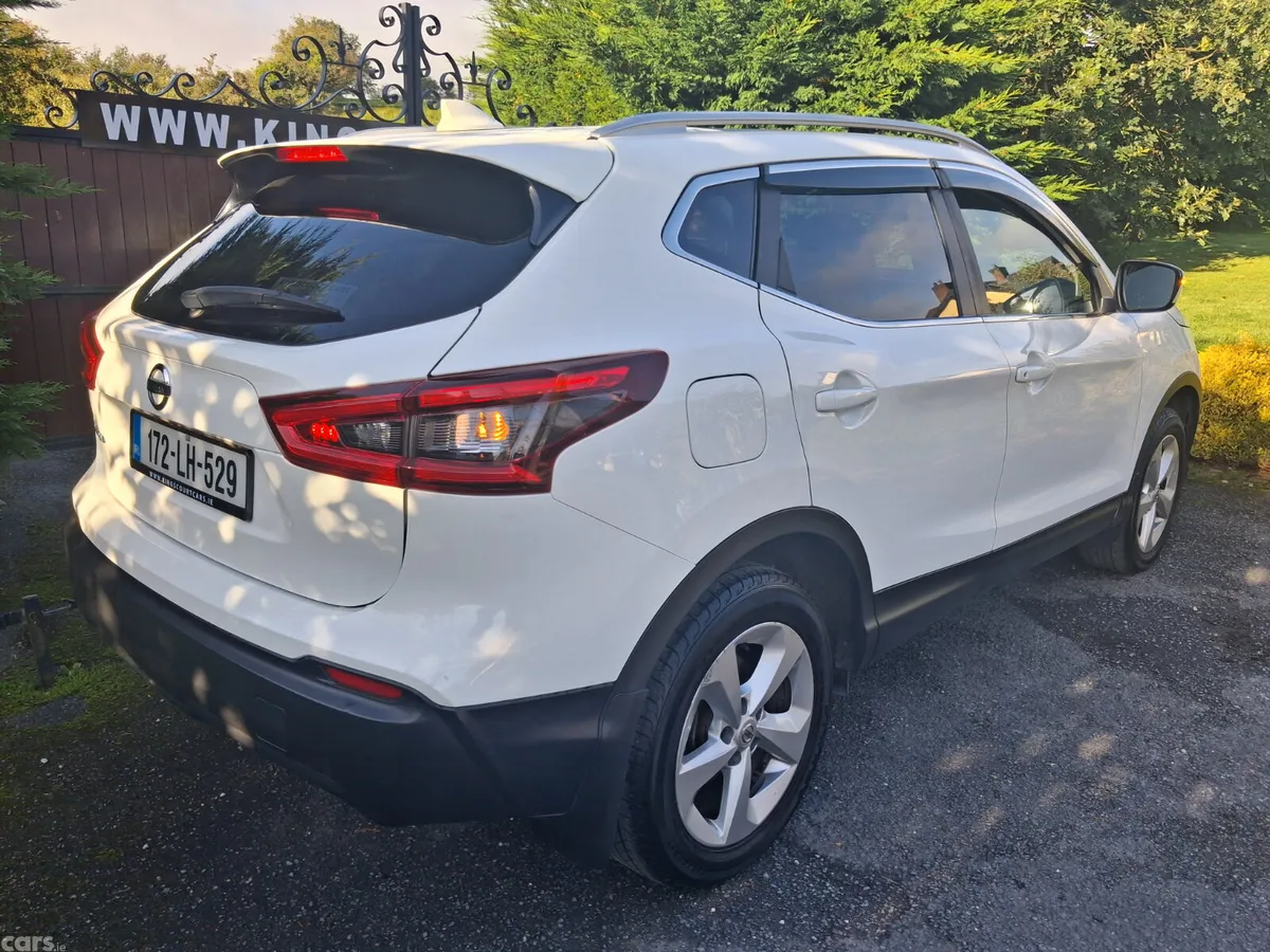 Nissan Qashqai SUV, Diesel, 2017, White