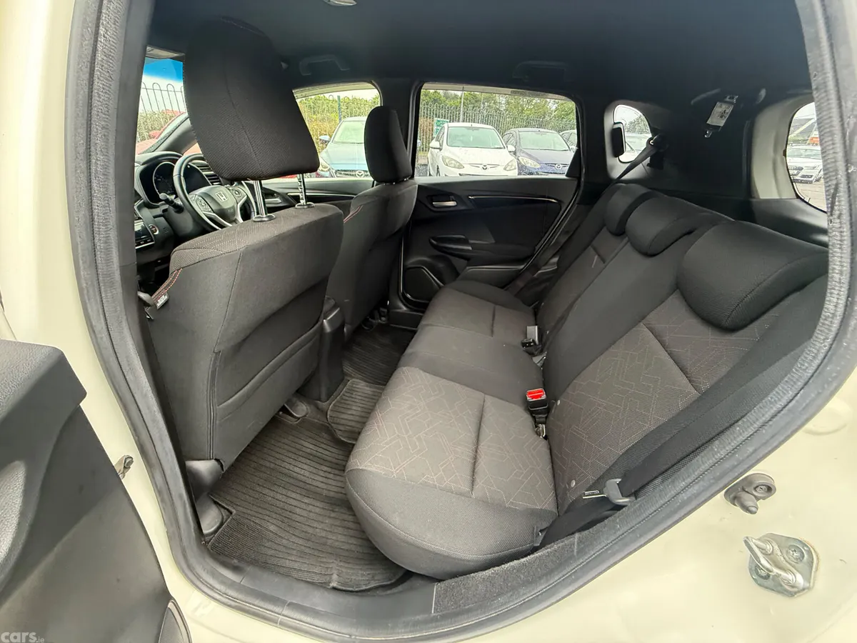 Honda Fit Hatchback, Petrol Hybrid, 2013, White
