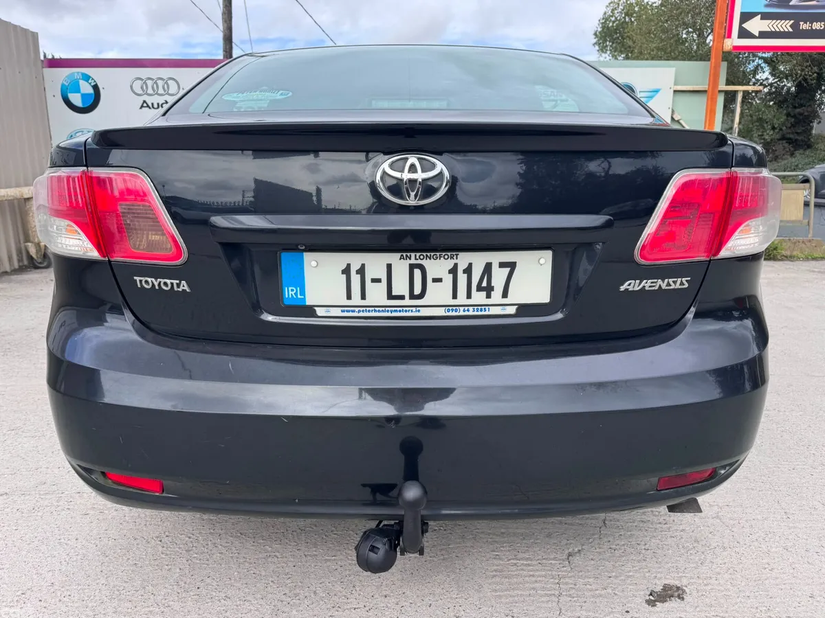 Toyota Avensis Saloon, Diesel, 2011, Black