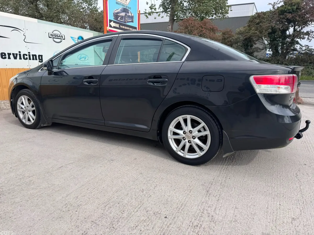 Toyota Avensis Saloon, Diesel, 2011, Black