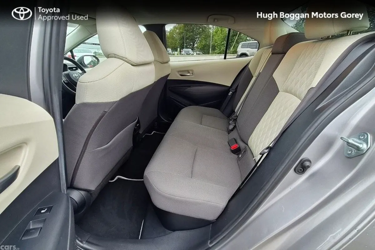 Toyota Corolla Saloon, Petrol Hybrid, 2022, Grey